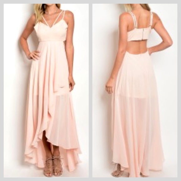 ✨”SIMPLY ELEGANT”✨GORGEOUS FLOWY PEACH MAXI DRESS✨ - Picture 2 of 6